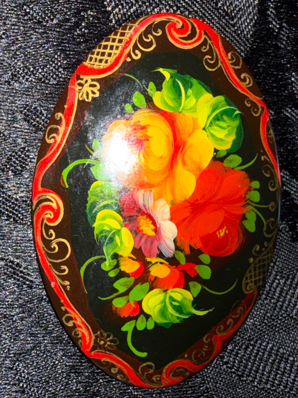 Hand-Painted Floral Brooch black oval Russian vintage pin signed